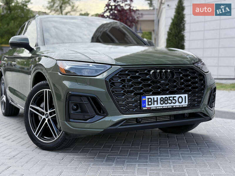 Внедорожник / Кроссовер Audi Q5 2021 в Одессе