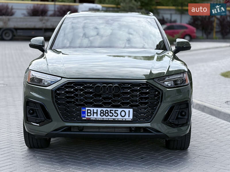 Внедорожник / Кроссовер Audi Q5 2021 в Одессе