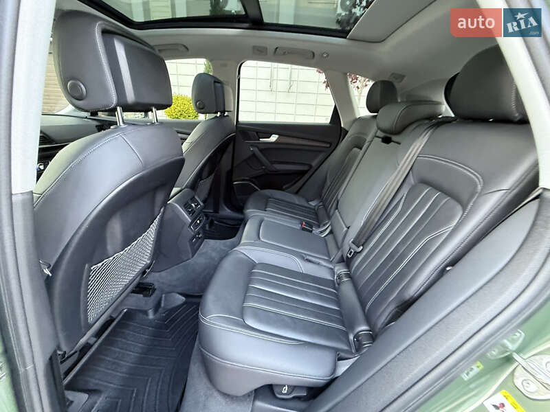 Внедорожник / Кроссовер Audi Q5 2021 в Одессе