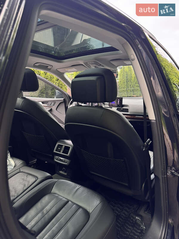 Позашляховик / Кросовер Audi Q5 2017 в Києві
