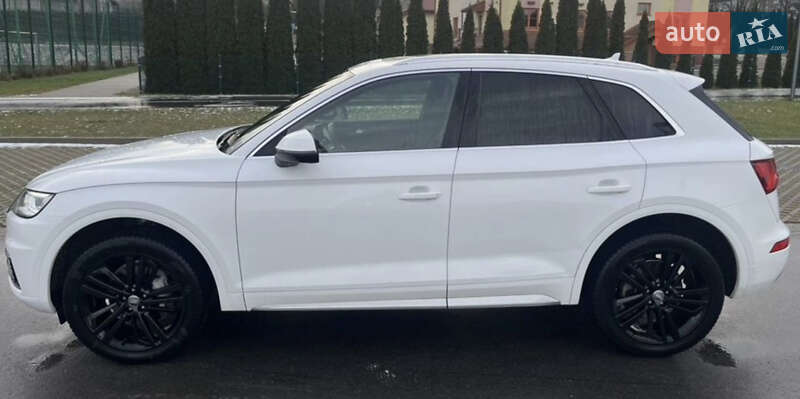 Внедорожник / Кроссовер Audi Q5 2017 в Золочеве