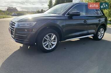 Позашляховик / Кросовер Audi Q5 2017 в 