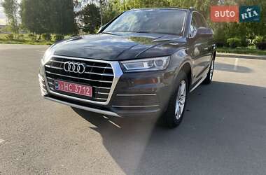 Позашляховик / Кросовер Audi Q5 2017 в 