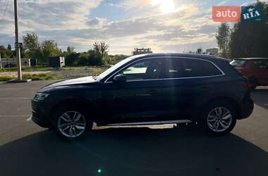 Позашляховик / Кросовер Audi Q5 2017 в 