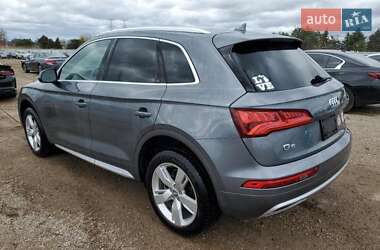 Внедорожник / Кроссовер Audi Q5 2018 в 