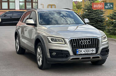 Позашляховик / Кросовер Audi Q5 2012 в 