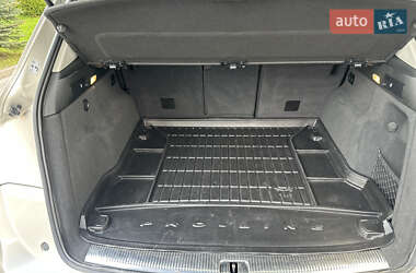 Позашляховик / Кросовер Audi Q5 2012 в 
