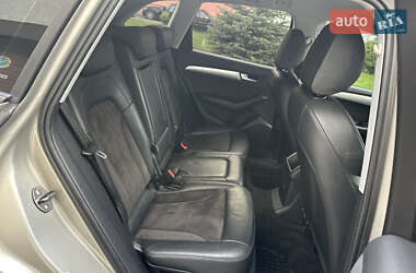 Позашляховик / Кросовер Audi Q5 2012 в 