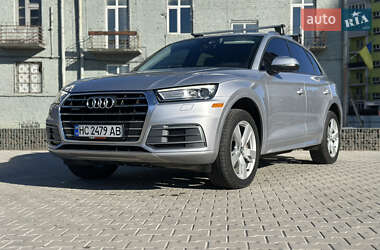 Внедорожник / Кроссовер Audi Q5 2017 в Львове