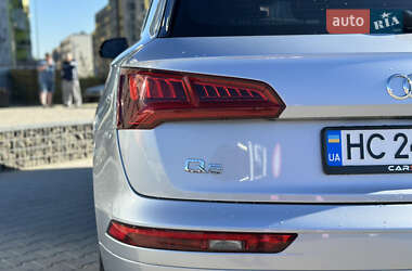Внедорожник / Кроссовер Audi Q5 2017 в 