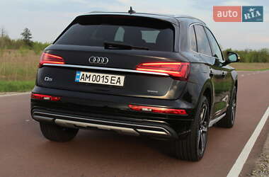 Позашляховик / Кросовер Audi Q5 2021 в 