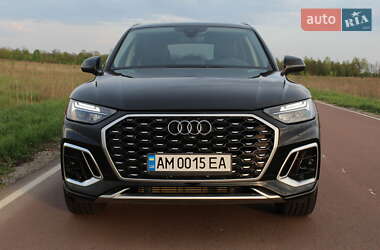 Позашляховик / Кросовер Audi Q5 2021 в 