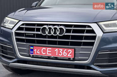 Внедорожник / Кроссовер Audi Q5 2018 в 