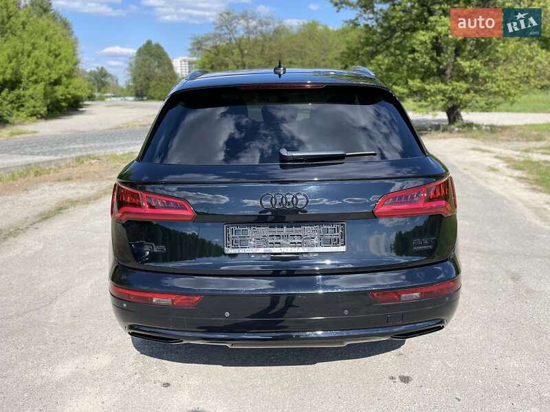 Внедорожник / Кроссовер Audi Q5 2018 в Днепре