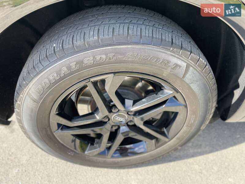 Внедорожник / Кроссовер Audi Q5 2018 в Днепре