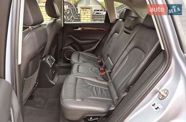 Внедорожник / Кроссовер Audi Q5 2015 в 