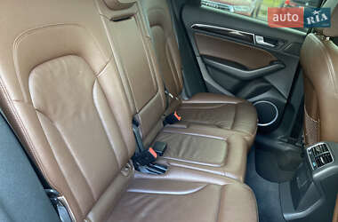 Внедорожник / Кроссовер Audi Q5 2015 в 