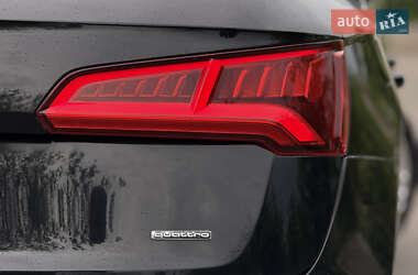 Внедорожник / Кроссовер Audi Q5 2019 в 