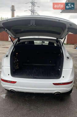 Внедорожник / Кроссовер Audi Q5 2013 в 