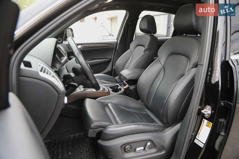 Позашляховик / Кросовер Audi Q5 2016 в Харкові