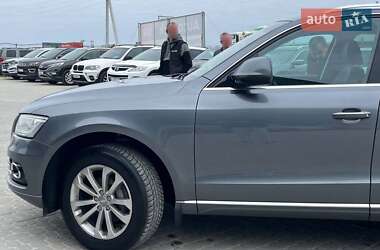 Внедорожник / Кроссовер Audi Q5 2016 в 