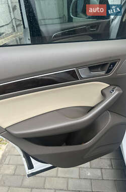 Внедорожник / Кроссовер Audi Q5 2012 в 