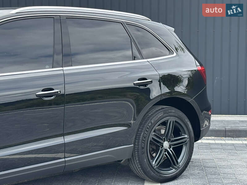 Позашляховик / Кросовер Audi Q5 2016 в Самборі