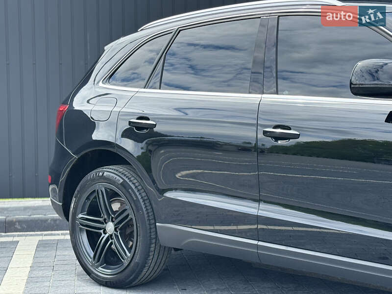 Позашляховик / Кросовер Audi Q5 2016 в Самборі