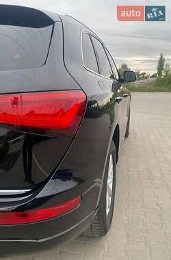 Внедорожник / Кроссовер Audi Q5 2015 в 