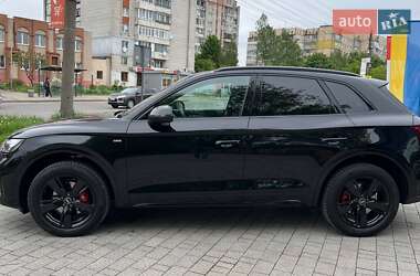 Внедорожник / Кроссовер Audi Q5 2022 в 