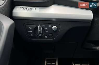 Внедорожник / Кроссовер Audi Q5 2022 в 