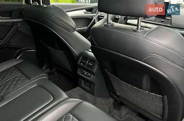 Внедорожник / Кроссовер Audi Q5 2022 в 