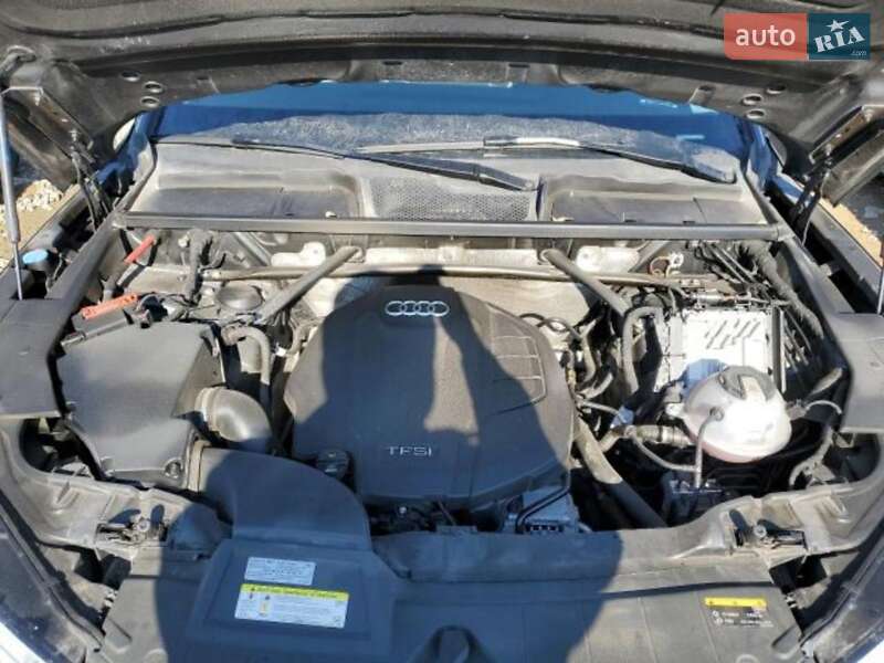 Позашляховик / Кросовер Audi Q5 2020 в Богуславі