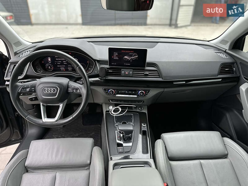 Внедорожник / Кроссовер Audi Q5 2019 в Львове