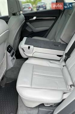 Внедорожник / Кроссовер Audi Q5 2019 в 