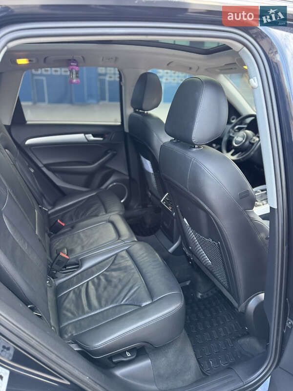 Позашляховик / Кросовер Audi Q5 2013 в Івано-Франківську