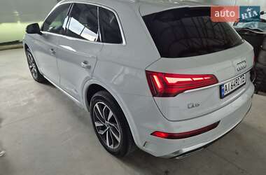 Внедорожник / Кроссовер Audi Q5 2022 в 