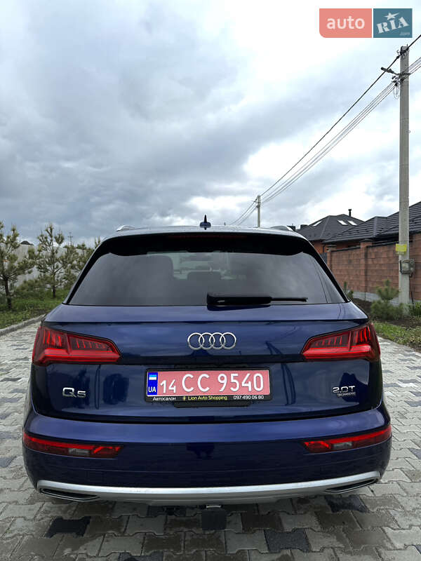 Позашляховик / Кросовер Audi Q5 2017 в Рівному