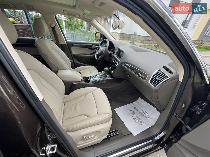Позашляховик / Кросовер Audi Q5 2014 в Луцьку