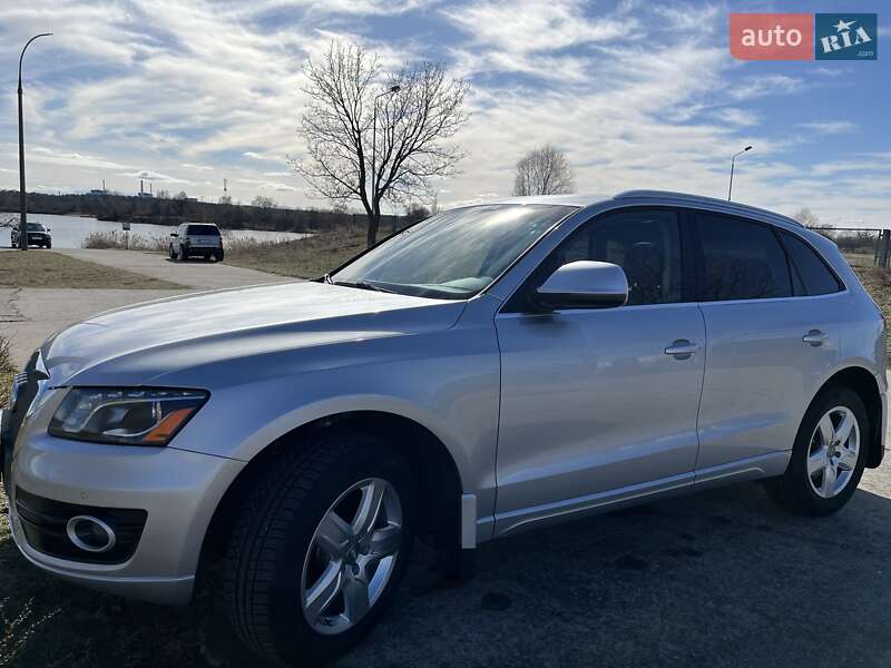 Внедорожник / Кроссовер Audi Q5 2010 в Нетешине фото Внедорожник / Кроссовер Audi Q5 2010 в Нетешине