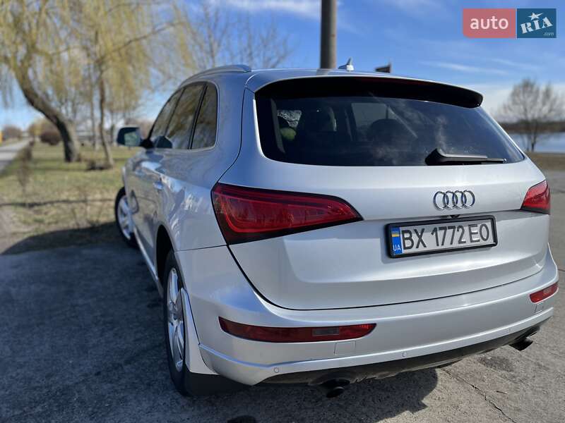 Внедорожник / Кроссовер Audi Q5 2010 в Нетешине фото 9 Внедорожник / Кроссовер Audi Q5 2010 в Нетешине
