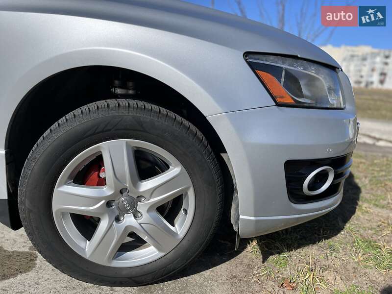 Внедорожник / Кроссовер Audi Q5 2010 в Нетешине фото 14 Внедорожник / Кроссовер Audi Q5 2010 в Нетешине