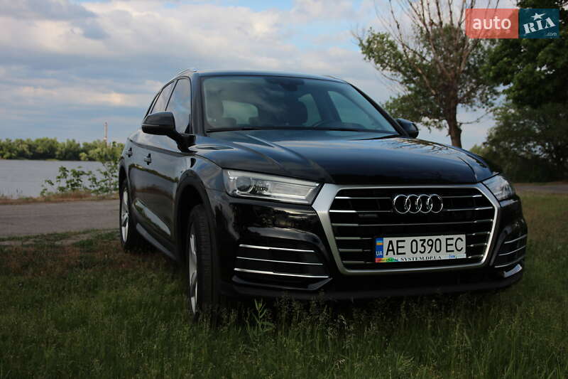 Внедорожник / Кроссовер Audi Q5 2017 в Днепре