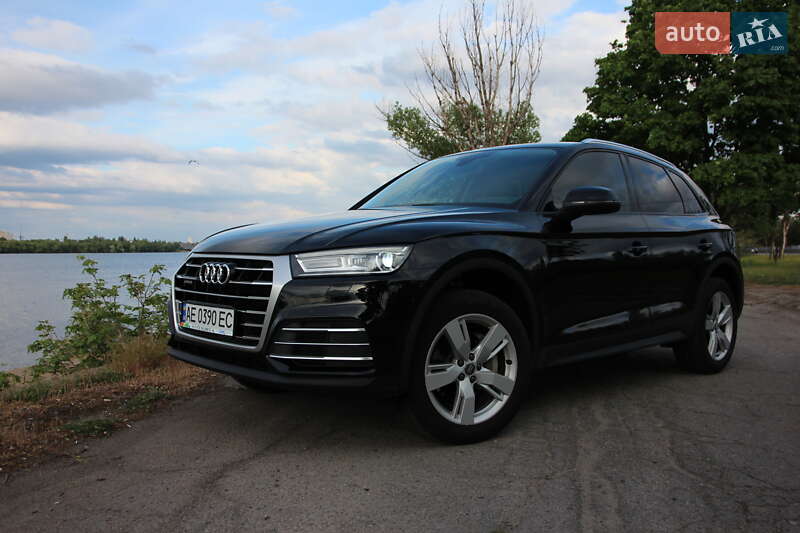 Внедорожник / Кроссовер Audi Q5 2017 в Днепре