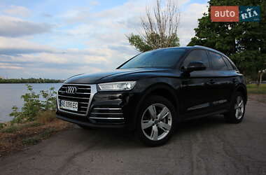 Позашляховик / Кросовер Audi Q5 2017 в 