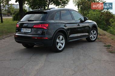 Позашляховик / Кросовер Audi Q5 2017 в 