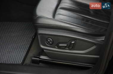 Позашляховик / Кросовер Audi Q5 2017 в 