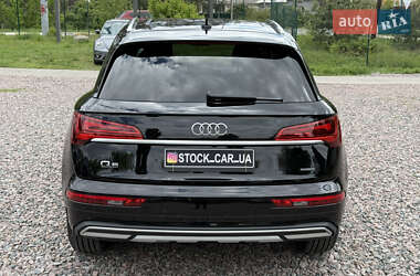 Внедорожник / Кроссовер Audi Q5 2021 в 