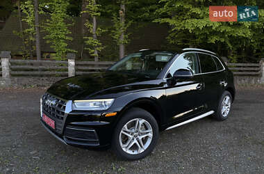 Внедорожник / Кроссовер Audi Q5 2019 в 