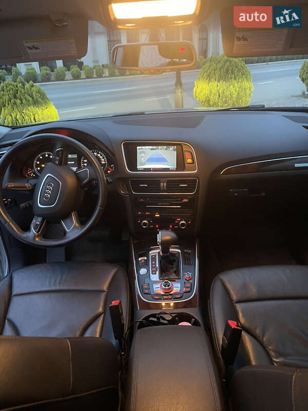 Внедорожник / Кроссовер Audi Q5 2012 в Мукачево